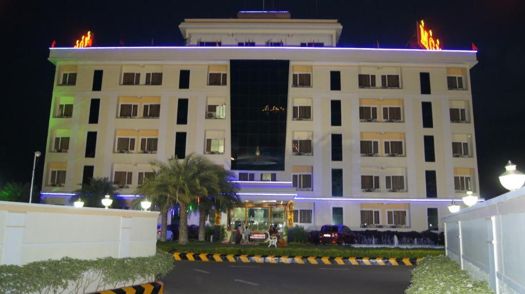 Hotel Mgm Grand Srikalahasti Exterior photo